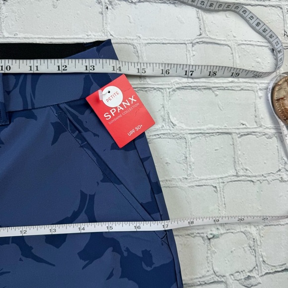 NWT Spanx Sunshine Kick Flare pants size S Petite color floret navy blue - Picture 13 of 14